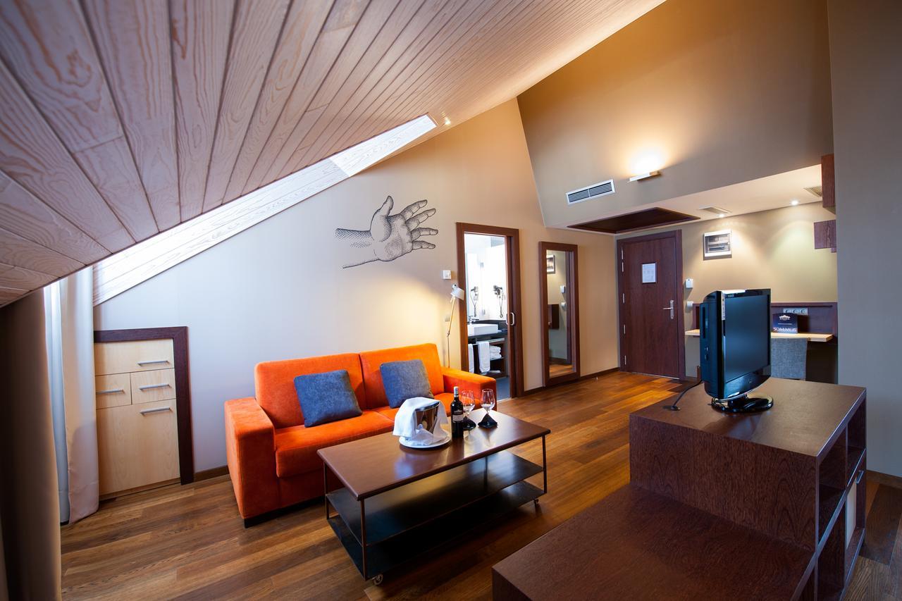 Sommos Hotel Aneto Бенаске Экстерьер фото
