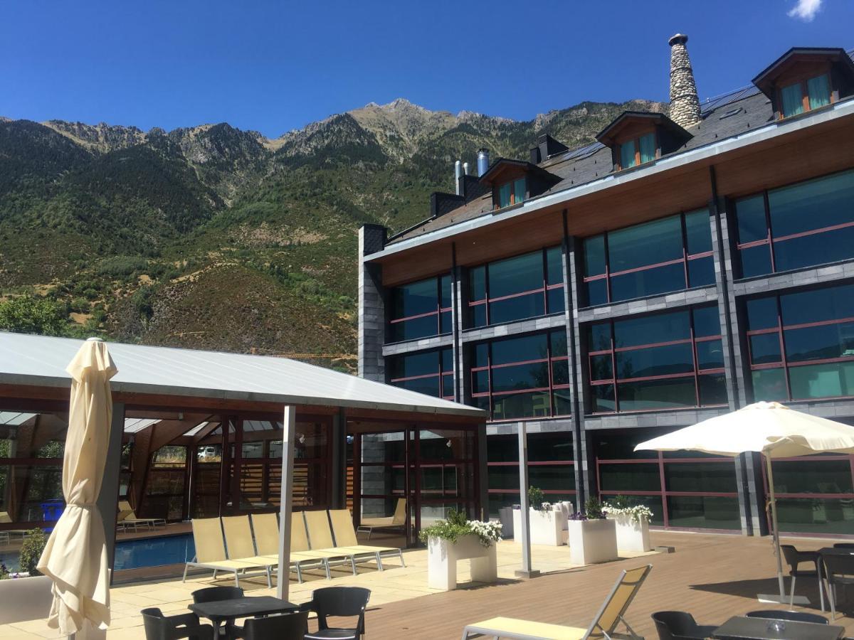 Sommos Hotel Aneto Бенаске Экстерьер фото